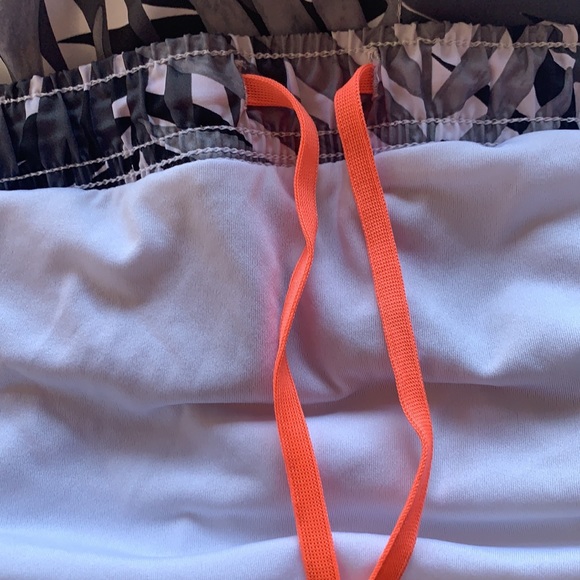 SOLD - Picture 3 of 3